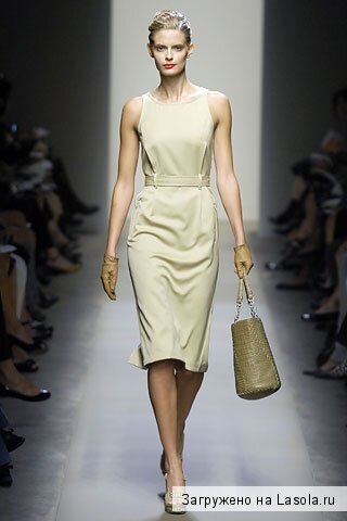 летнее платье без рукавов