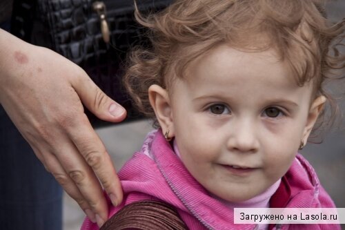 прокалываем ушки