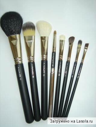 кисти для макияжа